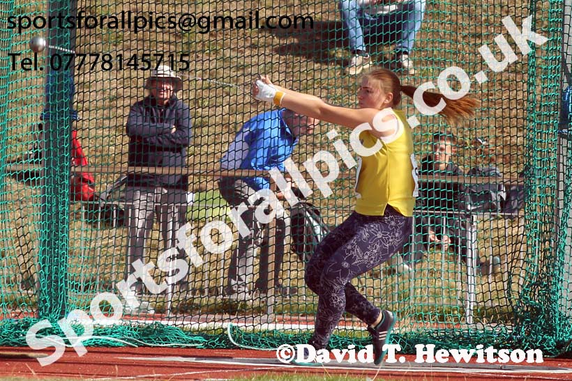 Womens under-17s hammer, 2018 Northern Under-17s/U-15s/U-13s Champs., Wavertree Athletics Centre, Liverpool. Photo: David T. Hewitson/Sports for All Pics